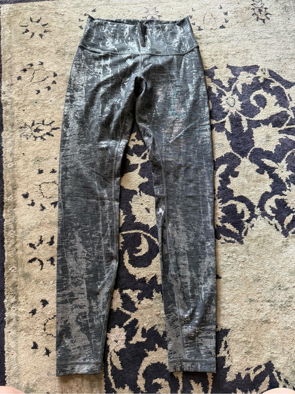 Lululemon Wunder Under High-Rise Leggings Size 6